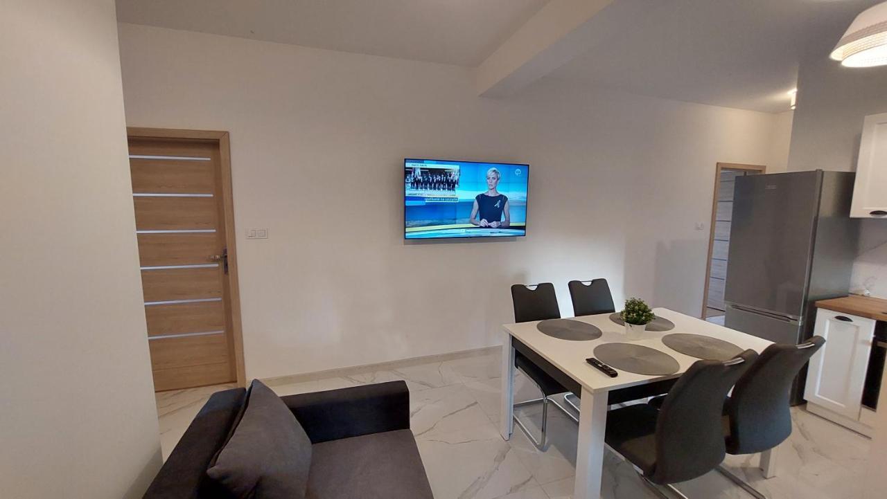 Apartamenty Starowiejska 39, Ryczow - 10Km Od Zator Energylandia Exterior photo